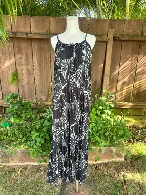 Anthropologie Malika Black & White Zebra Print Flowy Maci Dress Size M